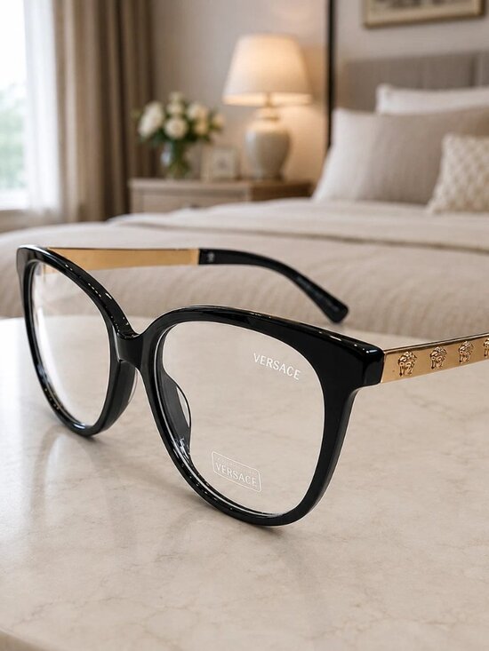 Accessories - Versace Cat Eye Frame (Authentic with Authenticity Card) 55,18,140, Black & Gold